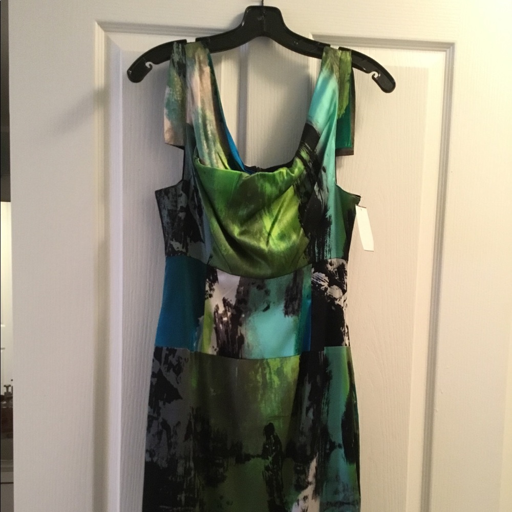 Black Halo Sleeveless Silk Dress - Picture 4 of 11